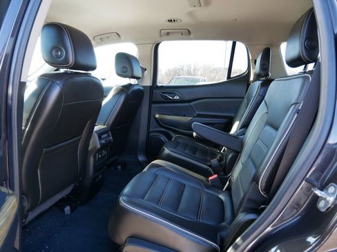 Used 2018 GMC Acadia Denali w/ Technology Package AWD/4WD image 15