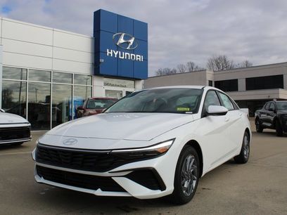 New 2026 Hyundai Elantra Blue