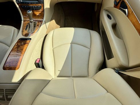 Used 2008 Mercedes-Benz E 350 4MATIC Sedan image 22