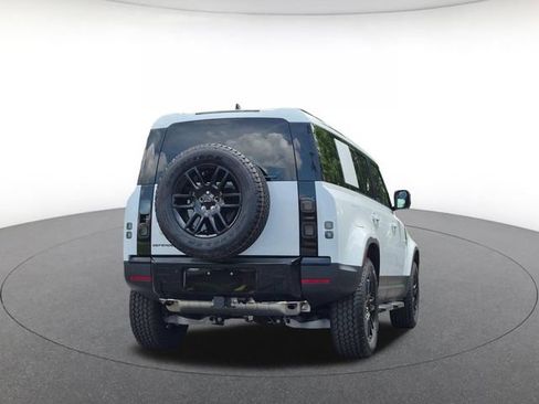 Used 2026 Land Rover Defender 110 S AWD/4WD image 5