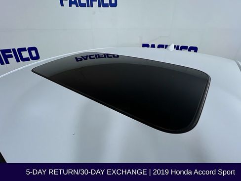 Used 2019 Honda Accord Sport image 16
