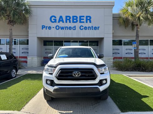 Used 2023 Toyota Tacoma SR5 image 2