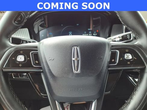 Used 2023 Lincoln Corsair AWD image 19