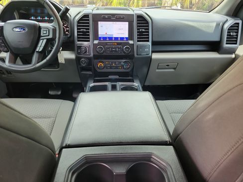 Used 2020 Ford F150 XLT w/ Equipment Group 302A Luxury AWD/4WD image 14