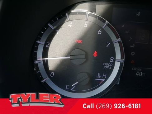Used 2023 Toyota Highlander LE FWD image 44