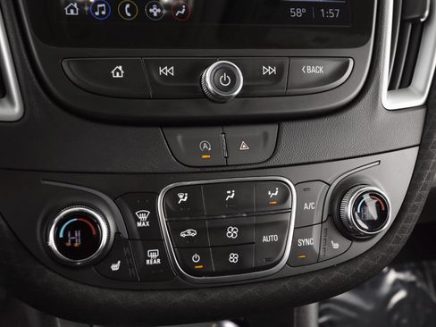 Used 2023 Chevrolet Malibu LT image 18