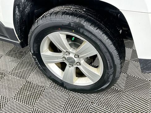 Used 2014 Jeep Patriot Limited w/ Sun/Sound Group image 35