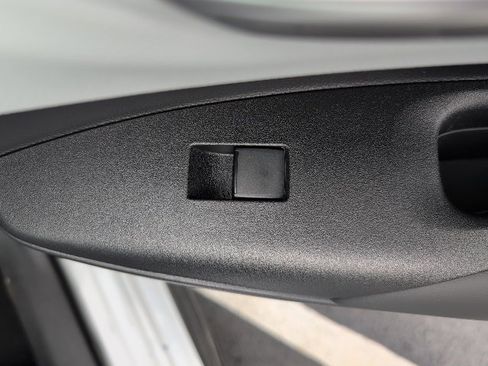 New 2025 Toyota Corolla SE image 29