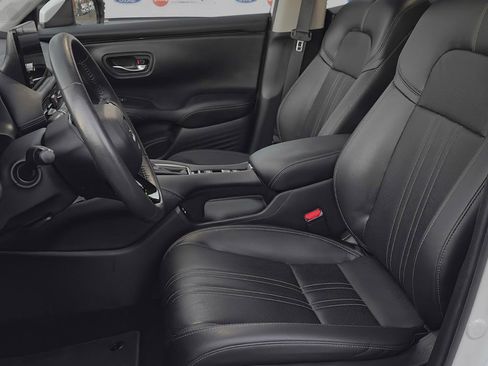 Used 2024 Honda HR-V EX-L image 7