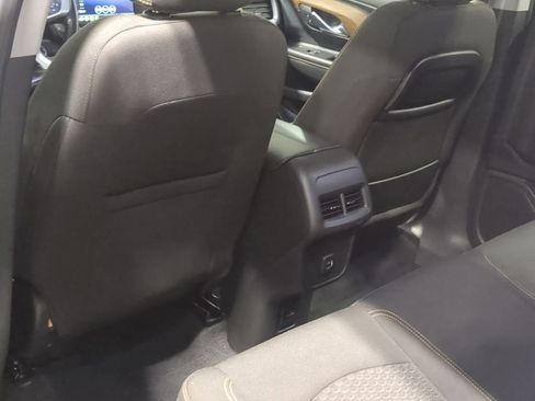 Used 2020 GMC Terrain SLE w/ Driver Convenience Package FWD image 22