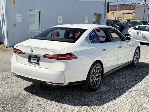 Used 2026 BMW 530i xDrive AWD/4WD image 7