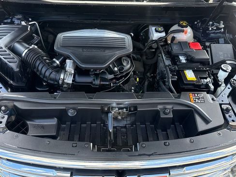 Certified 2021 GMC Acadia SLE w/ Driver Convenience Package image 46