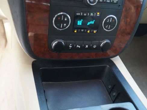 Used 2008 Chevrolet Tahoe LT w/ LT Preferred Equipment Group image 20