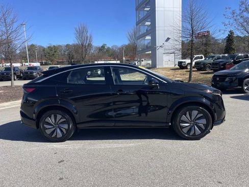 Certified 2023 Nissan Ariya FWD image 3