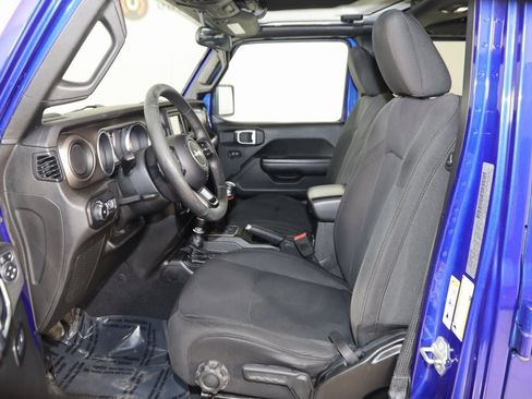 Used 2018 Jeep Wrangler Unlimited Sport S image 11