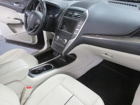 Used 2017 Lincoln MKC Black Label image 27