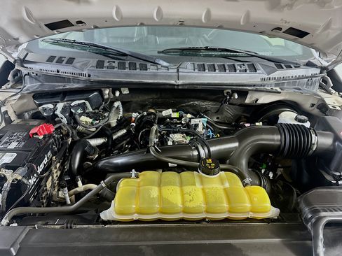 Used 2019 Ford F150 XL w/ Equipment Group 101A Mid RWD image 32