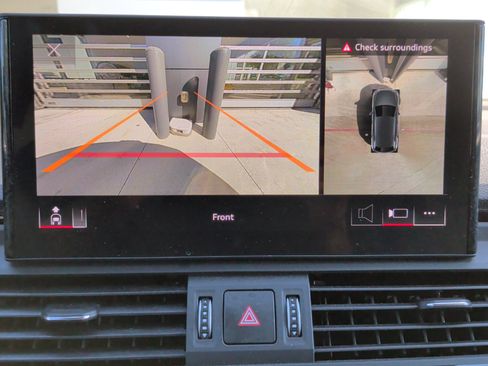 Certified 2024 Audi Q5 e Premium Plus w/ Premium Plus Package image 25