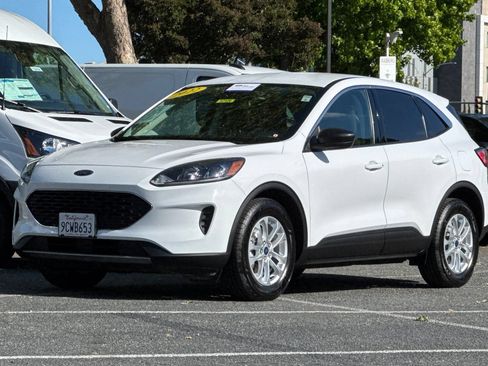 Certified 2022 Ford Escape SE FWD image 9