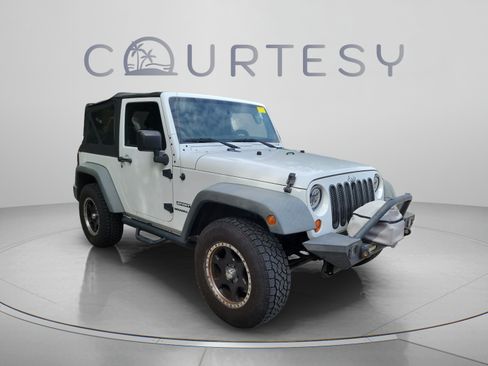 Used 2012 Jeep Wrangler Sport AWD/4WD image 4
