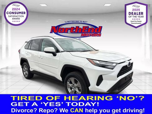 Used 2024 Toyota RAV4 LE AWD/4WD image 1