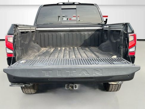 Used 2024 Nissan Titan PRO-4X w/ Pro-4x Convenience Package image 29