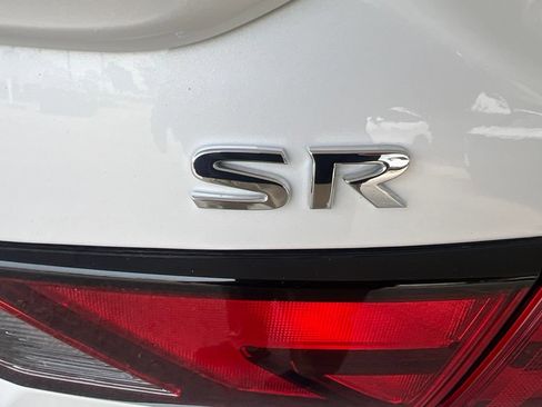 Certified 2023 Nissan Sentra SR FWD image 33