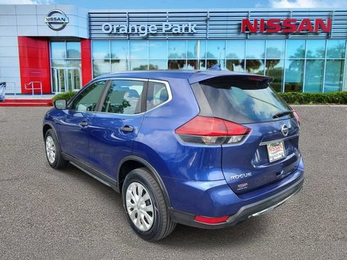Used 2018 Nissan Rogue S AWD/4WD image 3