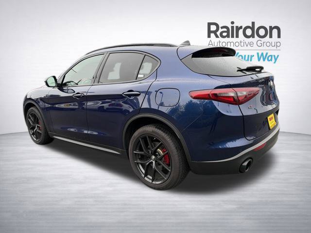 Used 2019 Alfa Romeo Stelvio Ti Sport w/ Quick Order Package 22S Sport AWD/4WD image 5