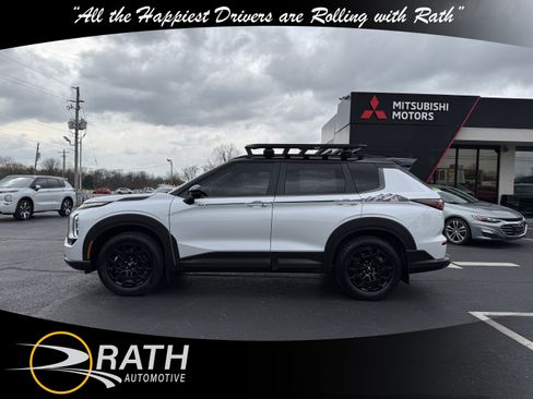 New 2026 Mitsubishi Outlander Trail Edition image 6