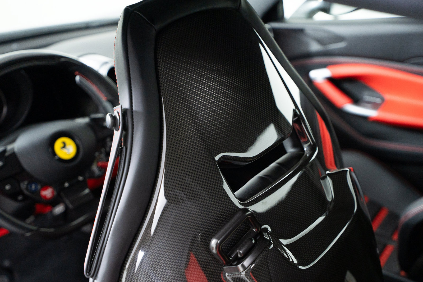 Certified 2021 Ferrari F8 Tributo RWD image 35