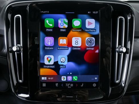 Certified 2023 Volvo C40 P8 Recharge Ultimate w/ Protection Package Premier image 18