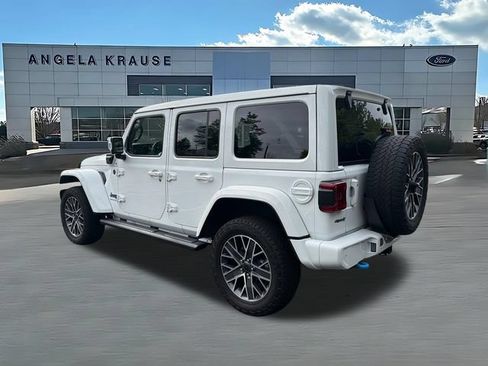 Used 2024 Jeep Wrangler High Altitude AWD/4WD image 6