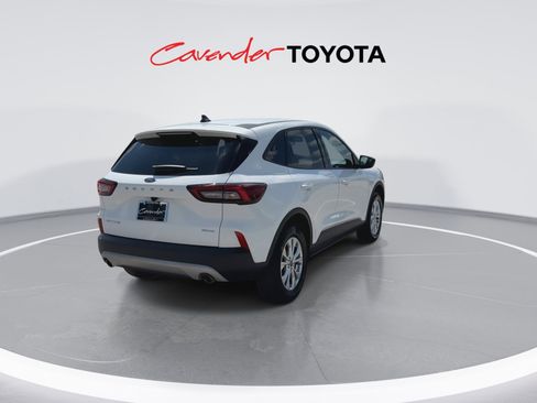 Used 2025 Ford Escape Active AWD/4WD image 8