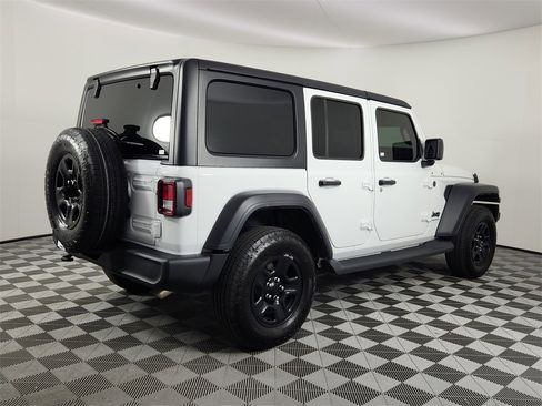 Used 2025 Jeep Wrangler Sport image 5