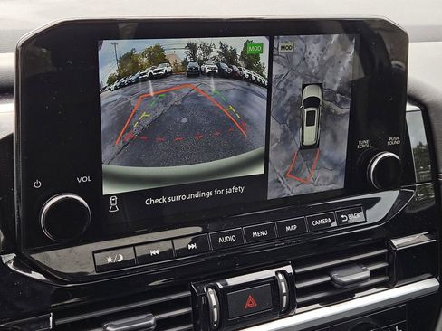 Certified 2024 Nissan Pathfinder Platinum image 23