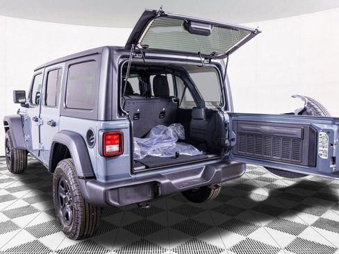 New 2026 Jeep Wrangler Unlimited Sport AWD/4WD image 33