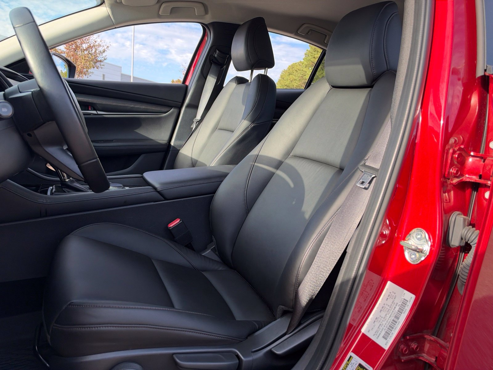 Used 2025 MAZDA MAZDA3 s FWD image 25