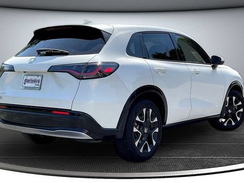 Used 2026 Honda HR-V EX-L image 5