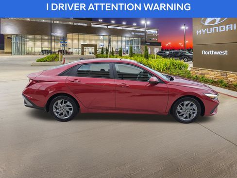 Certified 2024 Hyundai Elantra SEL FWD image 6