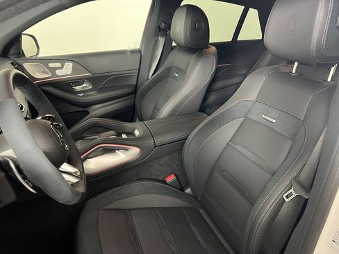 Used 2025 Mercedes-Benz GLE 53 AMG 4MATIC Coupe image 17