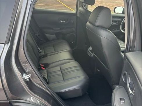 Used 2024 Honda HR-V EX-L image 16