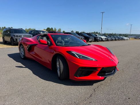 Used 2024 Chevrolet Corvette Stingray Coupe w/ 1LT RWD image 4