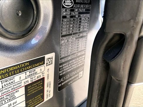 Certified 2022 Land Rover Range Rover Velar S image 17