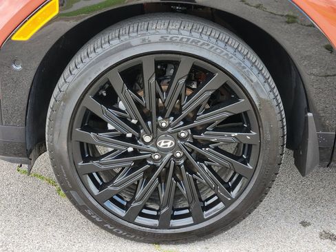 Used 2025 Hyundai Santa Fe Calligraphy FWD image 8