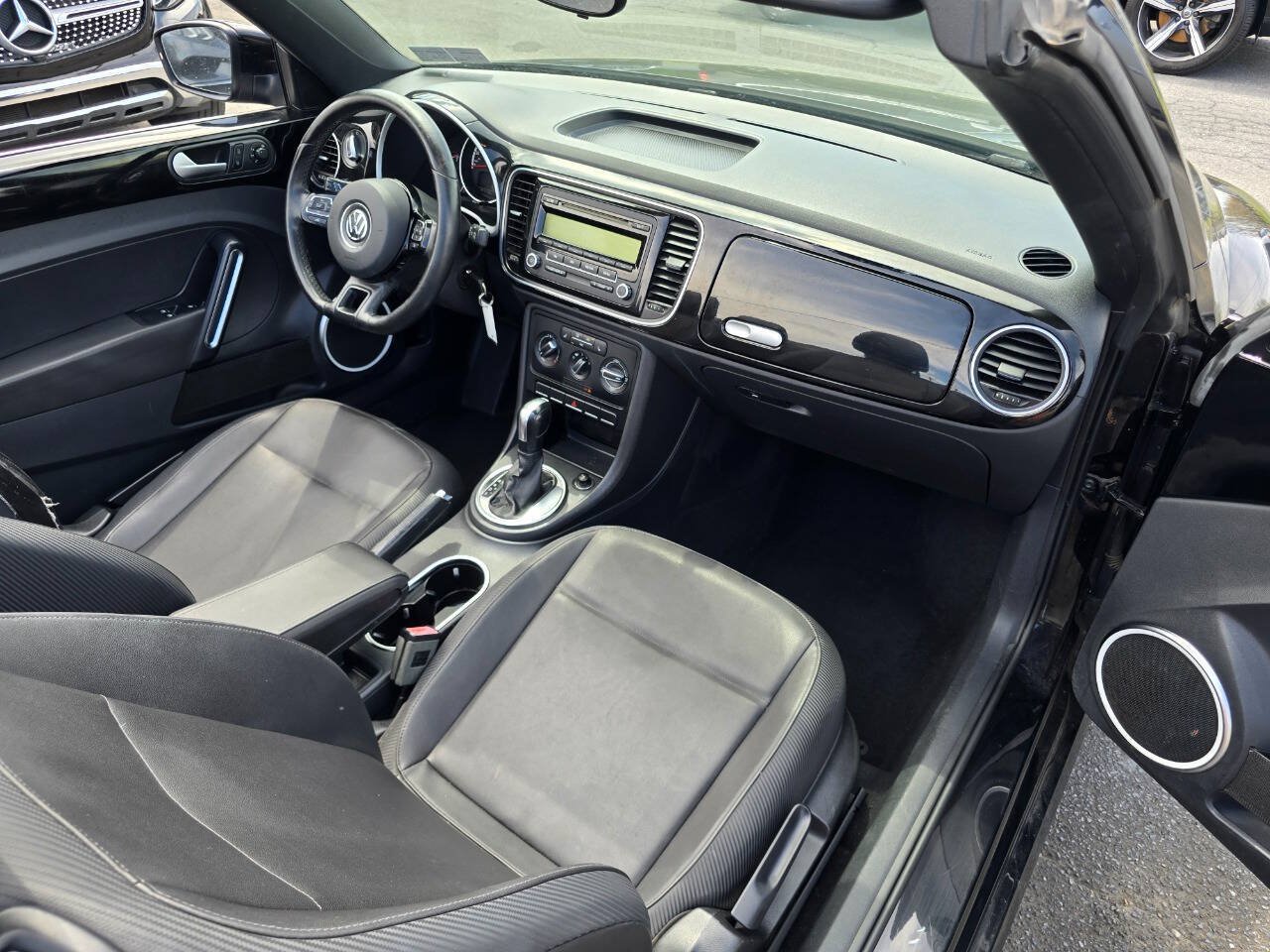 Used 2014 Volkswagen Beetle 2.5 FWD image 27