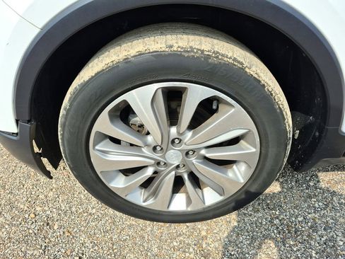 Used 2019 Buick Encore Preferred image 9