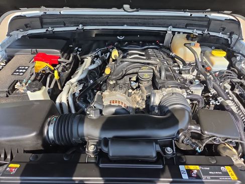 Used 2022 Jeep Wrangler Unlimited Sport AWD/4WD image 16