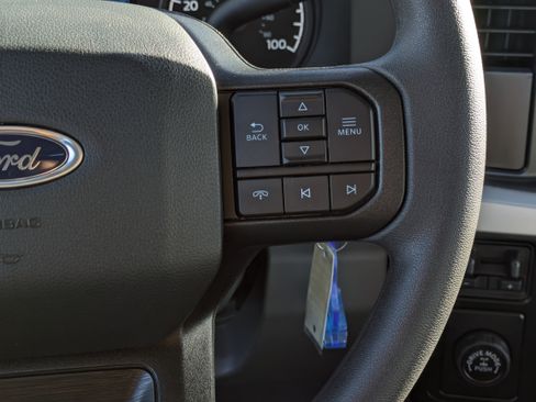 New 2026 Ford F250 XL w/ XL Chrome Package image 22