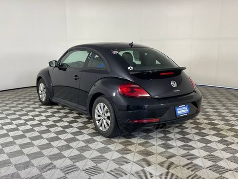 Used 2018 Volkswagen Beetle 2.0T FWD image 14
